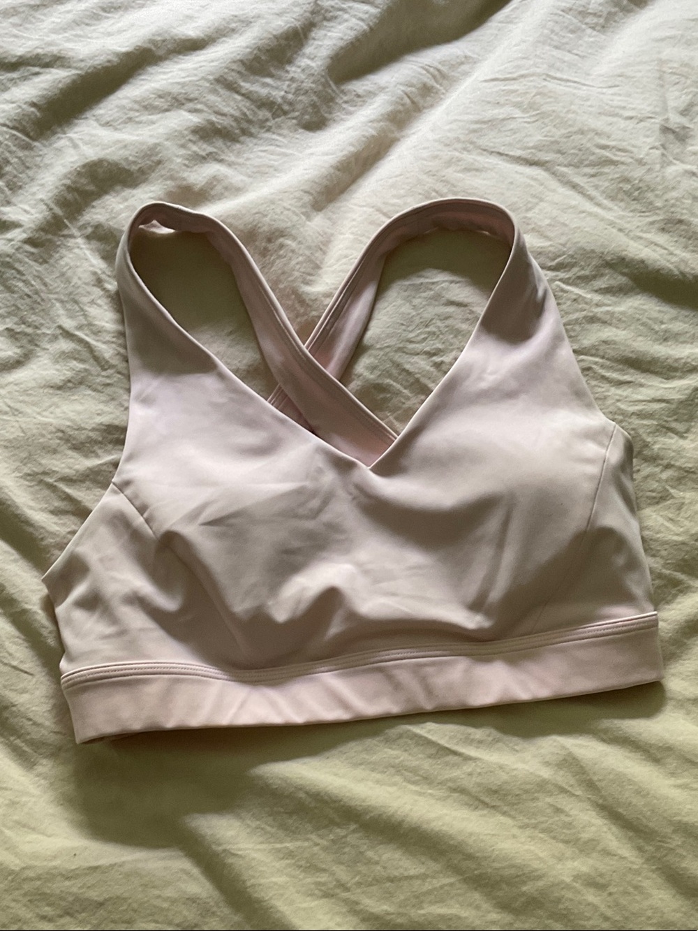 Women’s Cross-Back Light Pink Sports Bra
